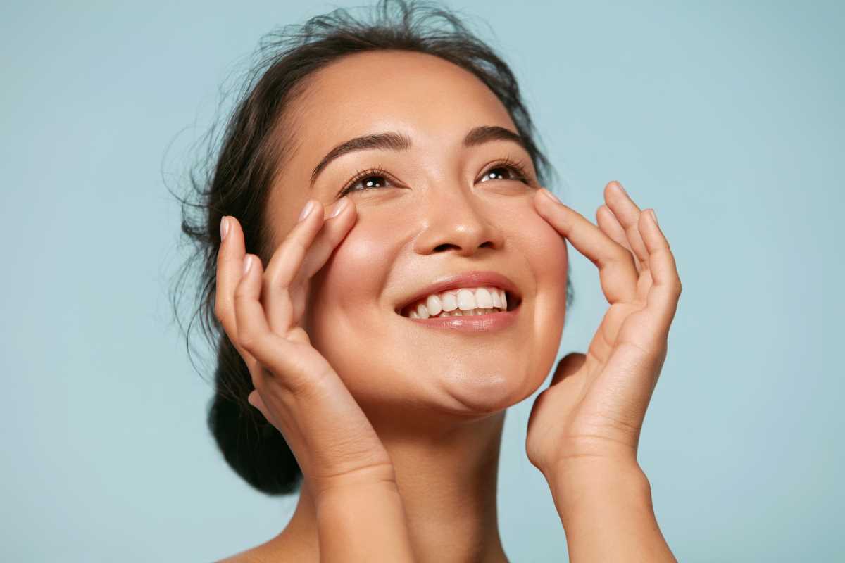 Summer Beauty Secrets: Makeup That Stays Put in the Heat